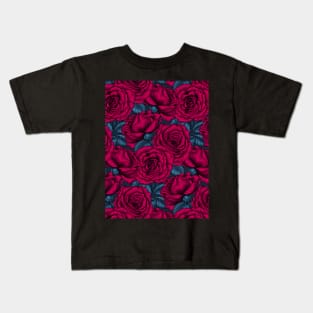 Night roses Kids T-Shirt